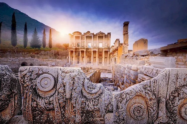 The Ancient Streets of Ephesus: A Walking Tour Guide