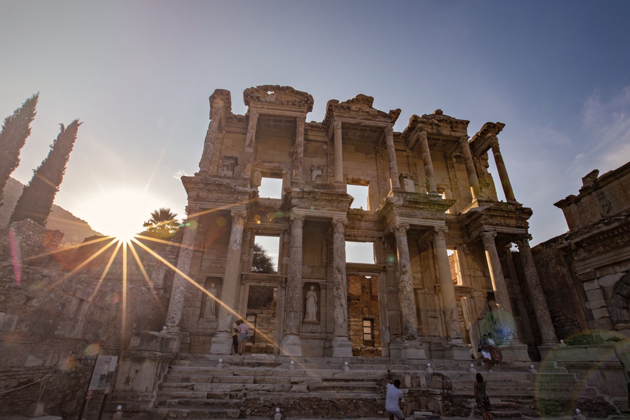 Efeze in de Bijbel: De Rol van de Stad in het Vroege Christendom