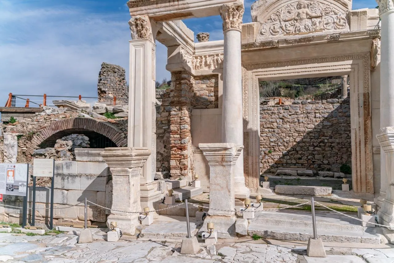 Exploring Ephesus&rsquo; Agora: Ancient Markets and Meeting Places