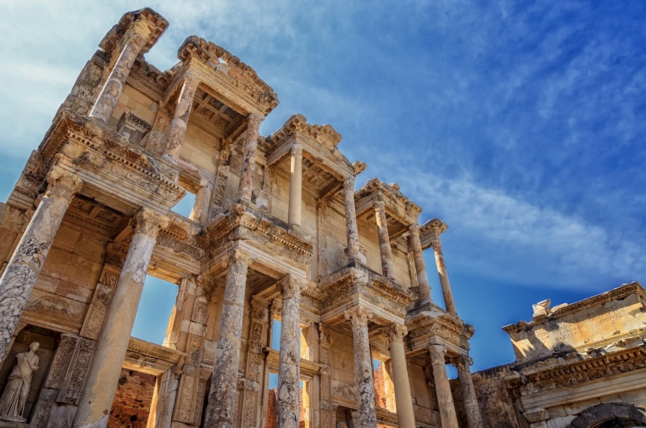 La Visi&oacute;n de una M&iacute;stica y el Sitio Sagrado de la Casa de la Virgen Mar&iacute;a