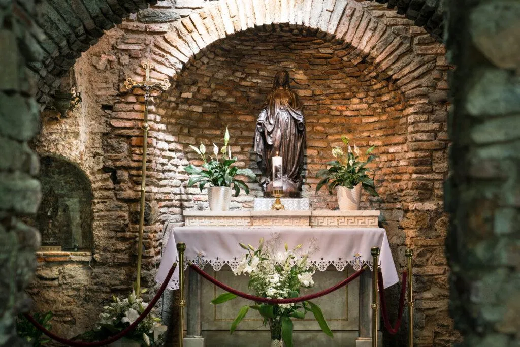 Unveiling the Life of Mary