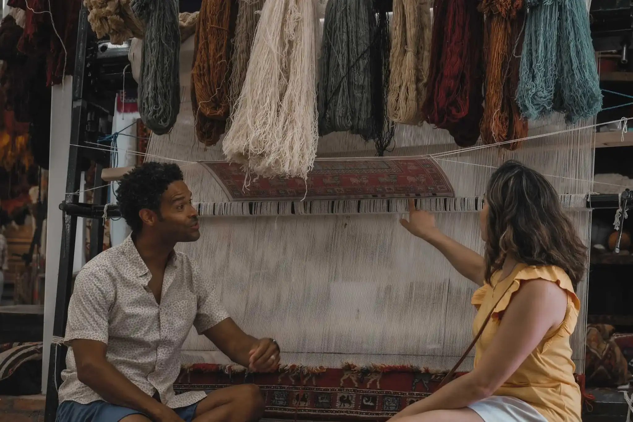 Is it better to take Turkish lira or euros?