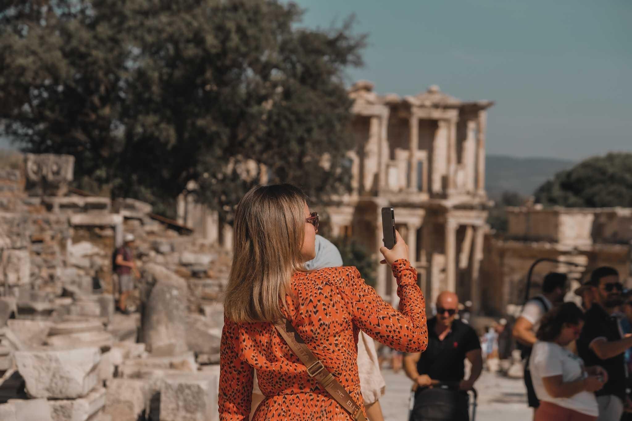 Das Gro&szlig;e Theater von Ephesos: Ein Zentrum f&uuml;r Kultur und Konfrontation