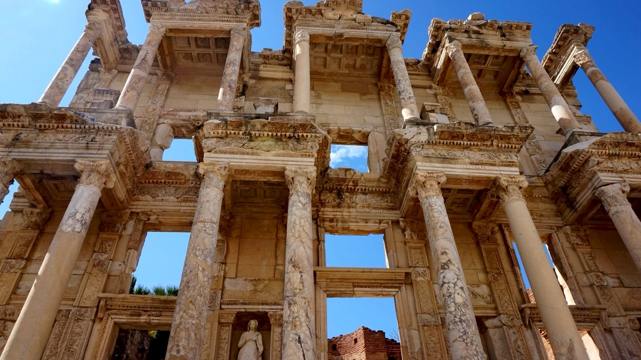 A Complete Guide to Ephesus: Step-by-Step Through the Ancient City